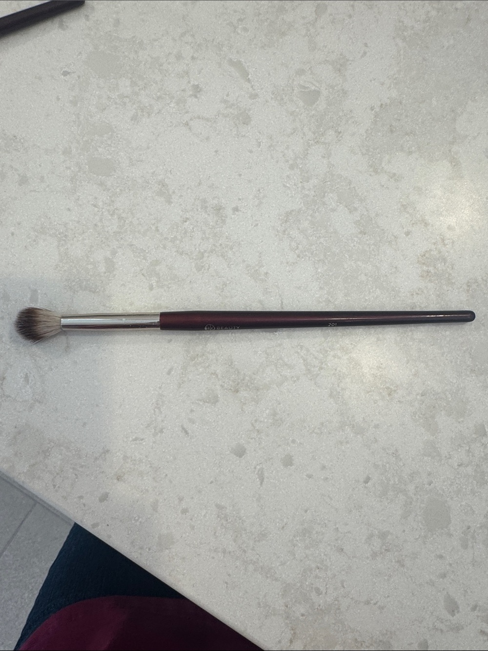 BK Beauty 201 Blending Eyeshadow Brush - Burgundy Handle